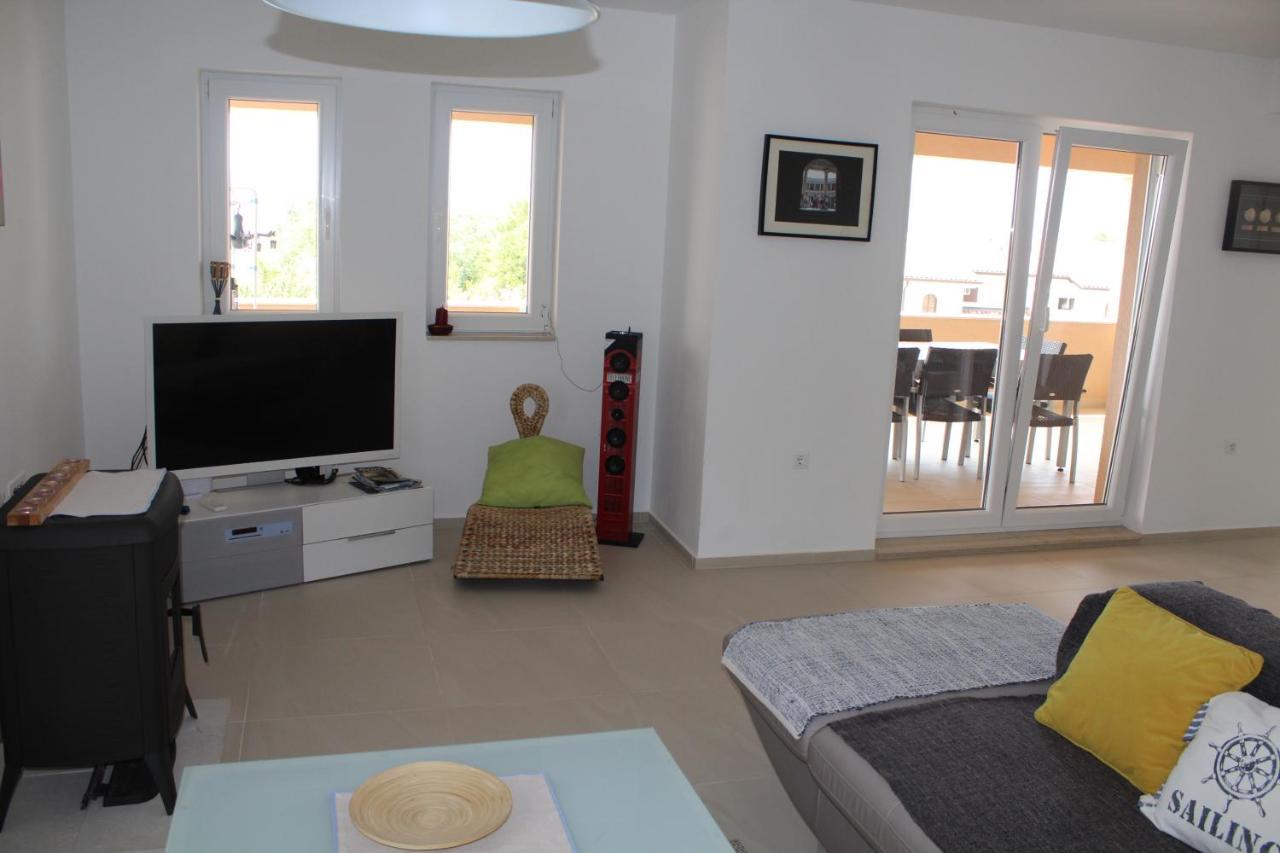 Vila More&More Linardici Luaran gambar